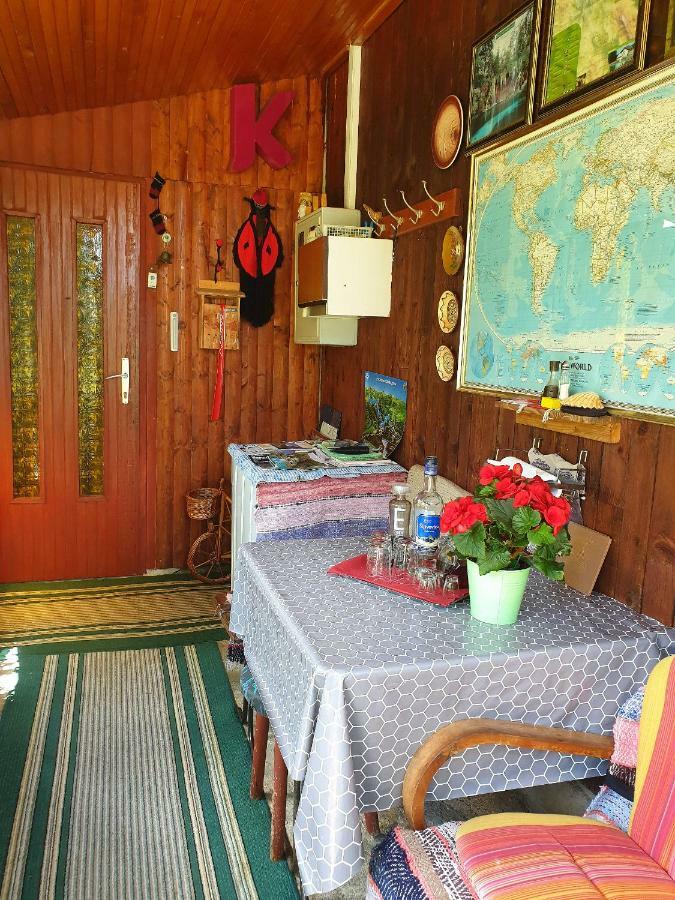 Draga Koncar Guest House Vrelo Korenicko Екстер'єр фото